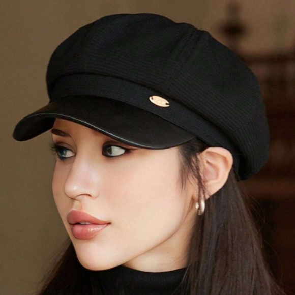 Classic Vegan Leather Newsboy Style Cap - Picture 2 of 6